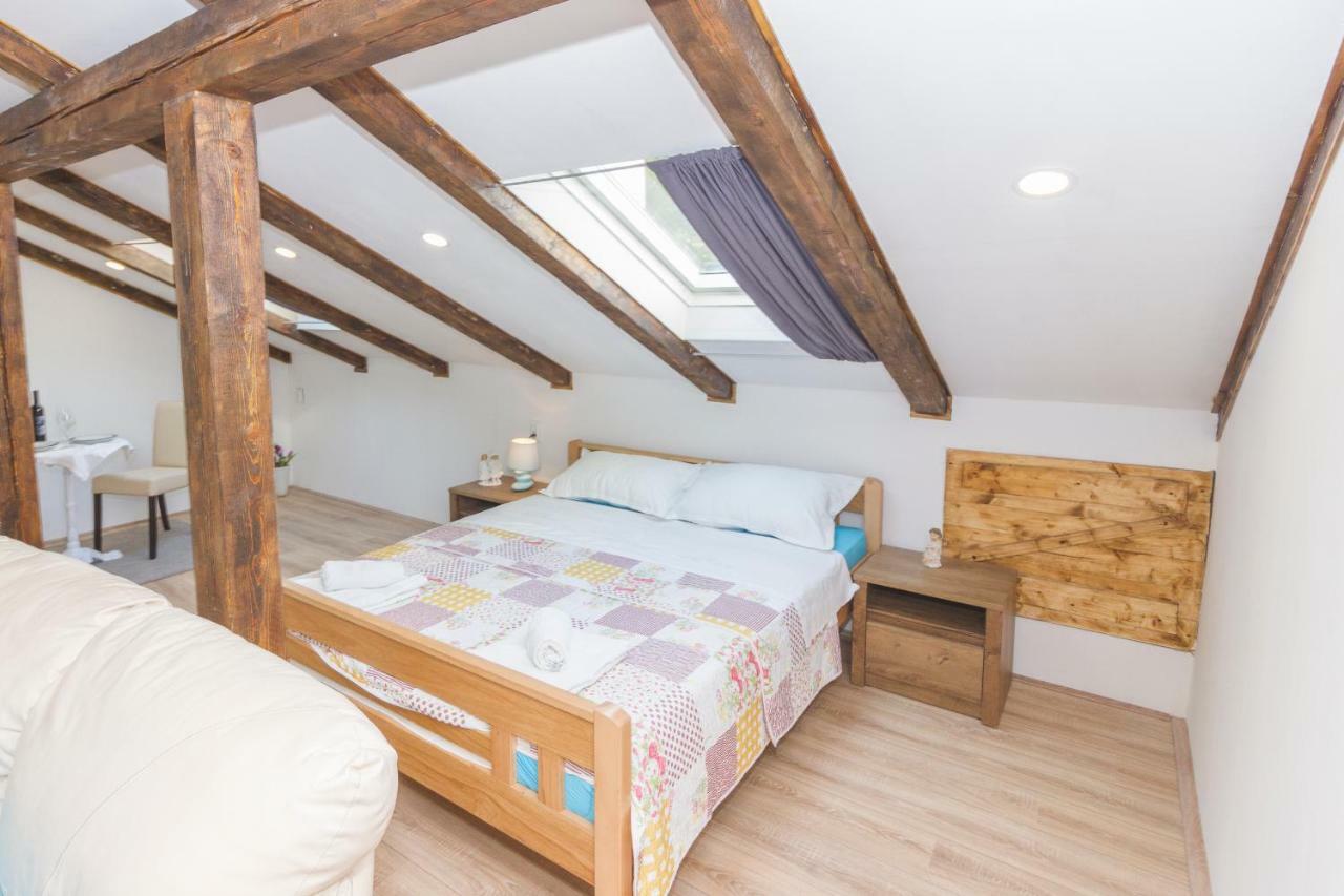 Apartmani Miletic ザダル エクステリア 写真