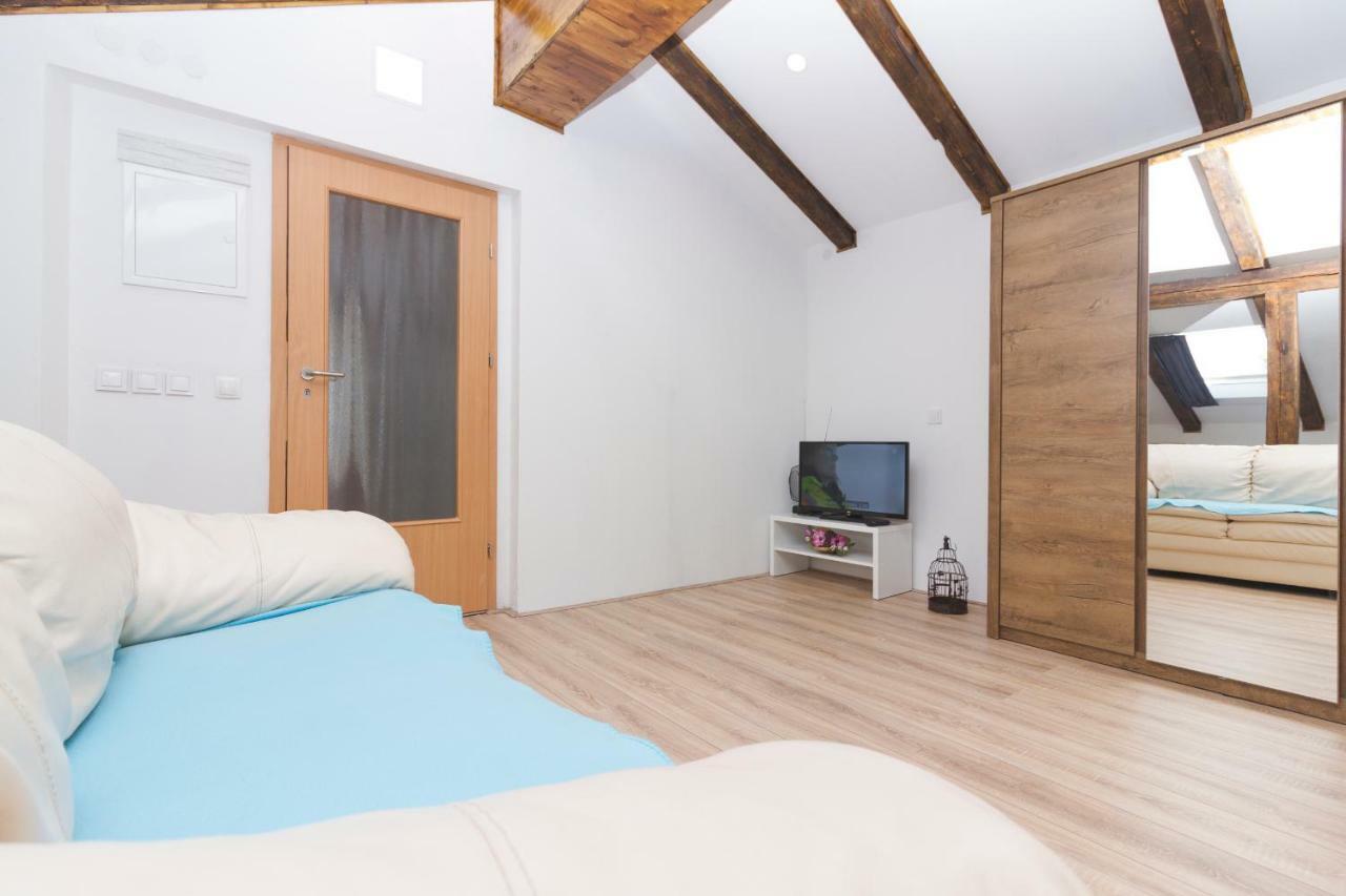 Apartmani Miletic ザダル エクステリア 写真