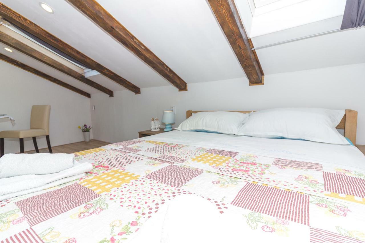 Apartmani Miletic ザダル エクステリア 写真
